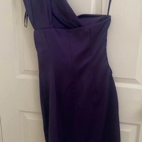 Formal one shoulder dress - Picture 4 of 4